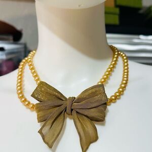 SARAH CAVENDER DOUBLE STRAND PEARL WITH MESH BOW